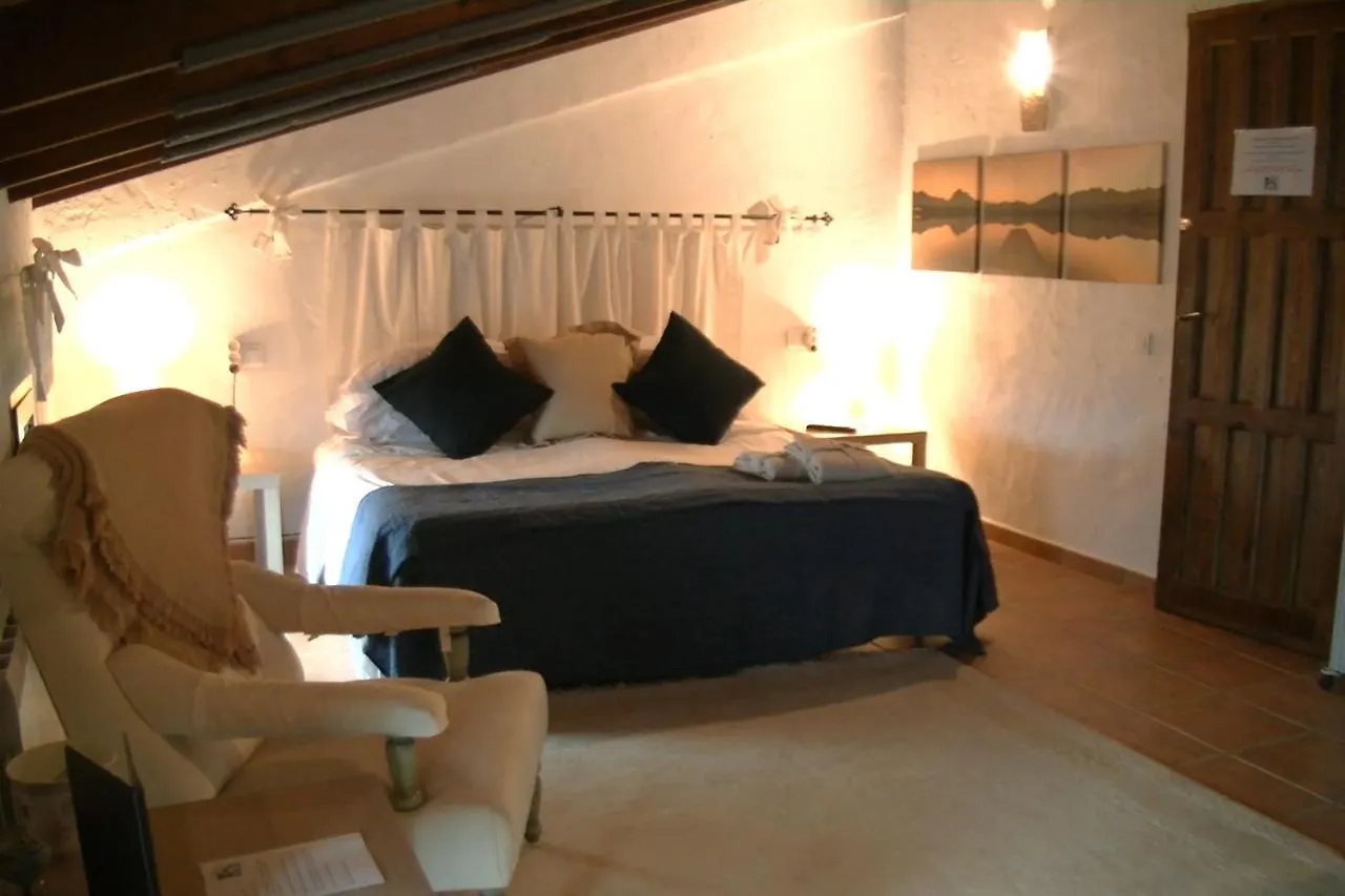 Guest house Casa Kisi Cottage, Rural Boutique Bed & Breakfast Colmenar